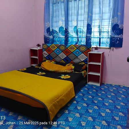 Homestay D' Tengah Bandar Kuala Rompin Exterior photo